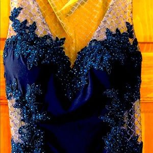 PROM!!! Bought NYC Garment District! Sheer back side cutouts. Sz 4